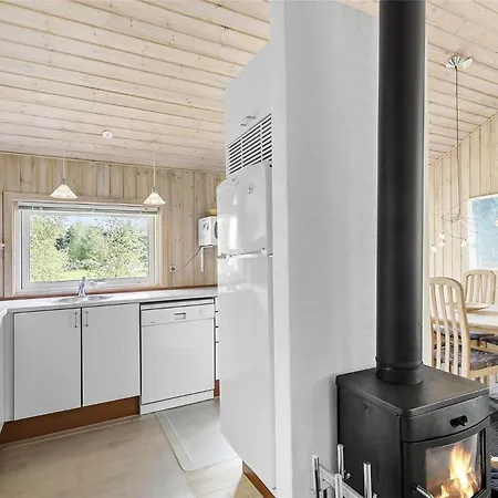 1431-aakirkeby-strandvangen-13-b *