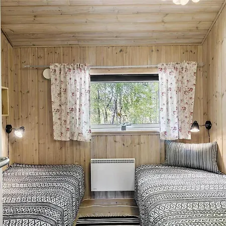 בית נופש 1431-aakirkeby-strandvangen-13-b *