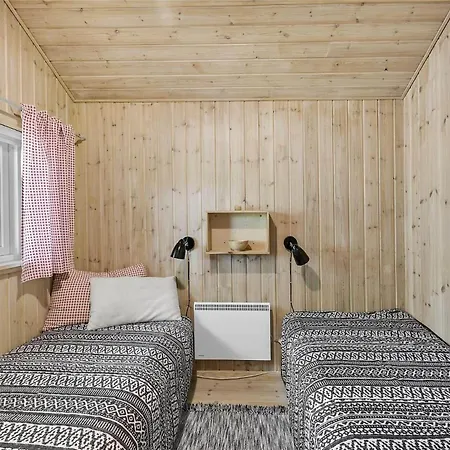 בית נופש 1431-aakirkeby-strandvangen-13-b *