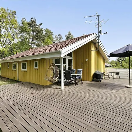 1431-aakirkeby-strandvangen-13-b *